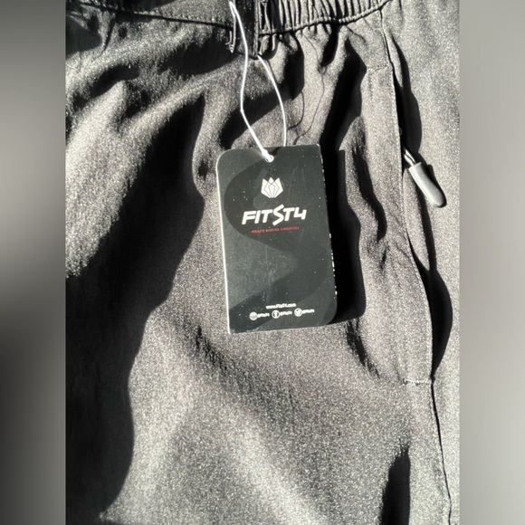 NWT- Mens FitsT4 Black Shorts in Size XL. - Picture 10 of 10